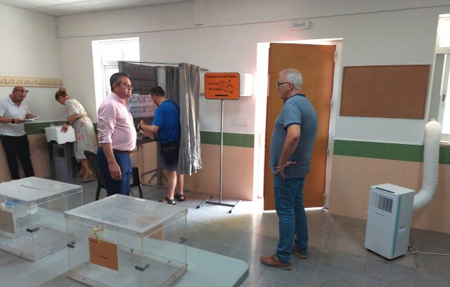 20230719-foto-climatizacion-colegios-electorales-3