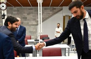 Se cierra el acuerdo entre PP y Vox para formalizar un gobierno y evitar nuevas elecciones