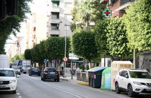 Un equipo de encuestadores recorre los comercios de Alcantarilla