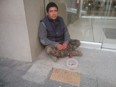 Alexis: «Solo quiero poder trabajar, duermo en la calle y necesito tener una vida digna».