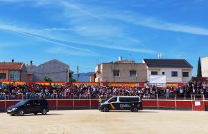 La Policía Nacional realiza una exhibición ante 1.400 escolares de Alcantarilla