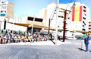 Los alumnos de Primaria de Alcantarilla participan en el homenaje a la bandera