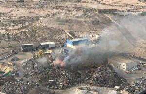 Incendio en planta de reciclaje de vehículos en Cañada Hermosa