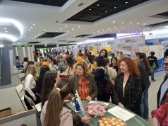 Asistencia masiva de jóvenes al Foro de Empleo y Emprendimiento de Alcantarilla