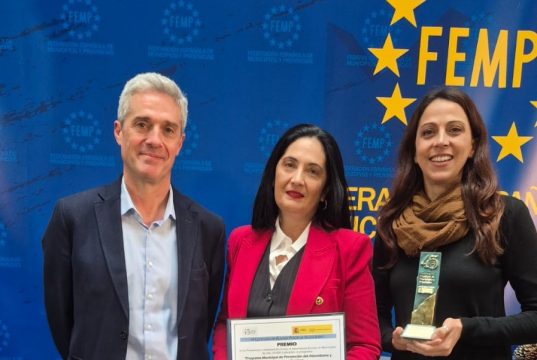 El Ayuntamiento de Alcantarilla premiado por su programa contra el absentismo escolar.